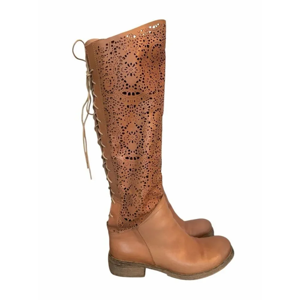 Sundance Lucera Lace Up Laser Cut Knee-High Boots in Nude/Blush Size 39 US 8.5-9